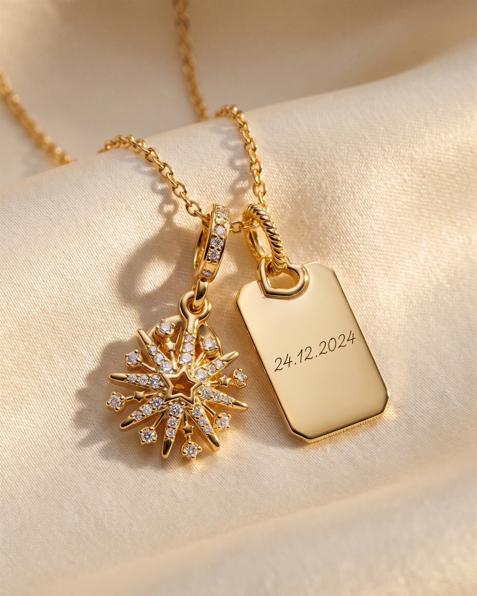 Toujours Charm