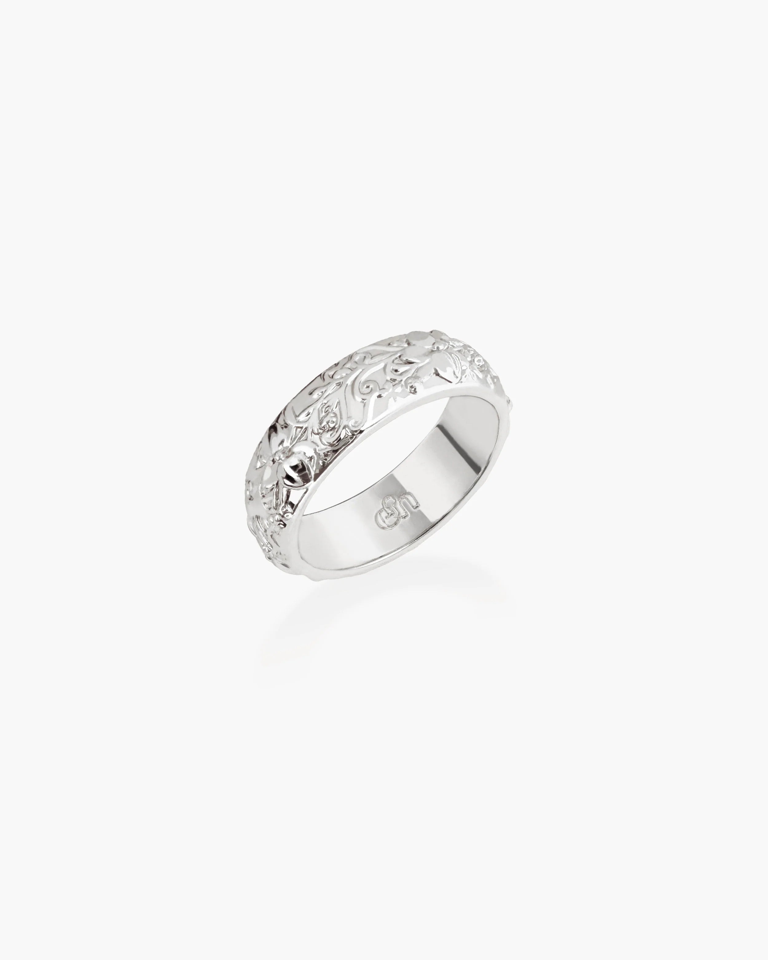 Serenade Signet Ring