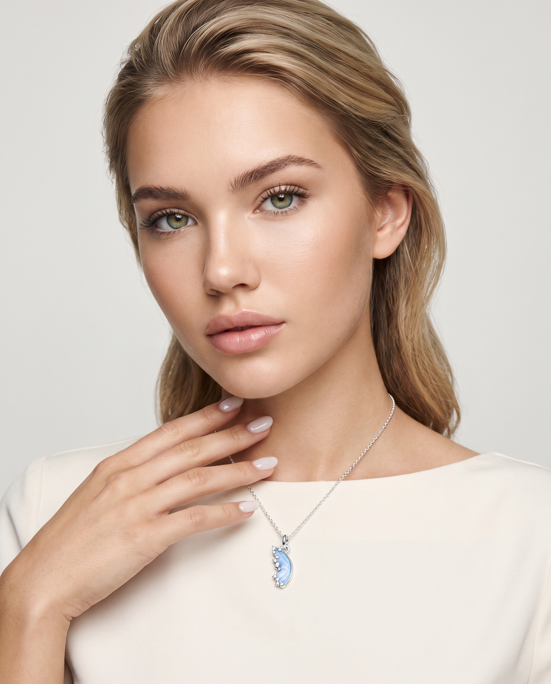 Complices Charm — 2er-Set von Veyra Paris - Kampagnenbild