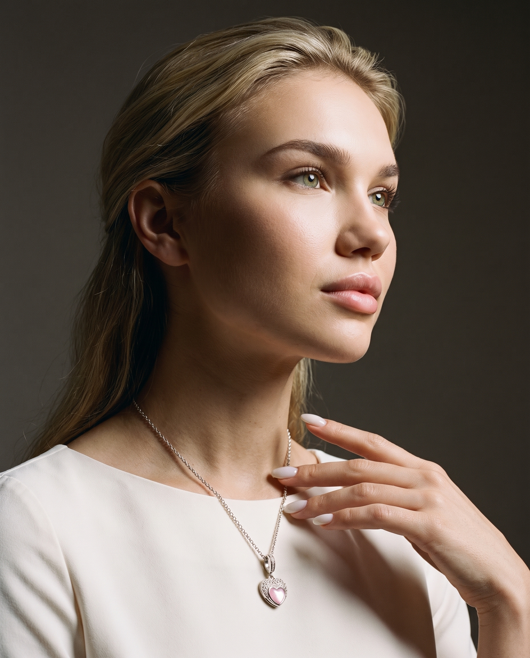 Tendresse Charm von Veyra Paris - Editorial-Aufnahme