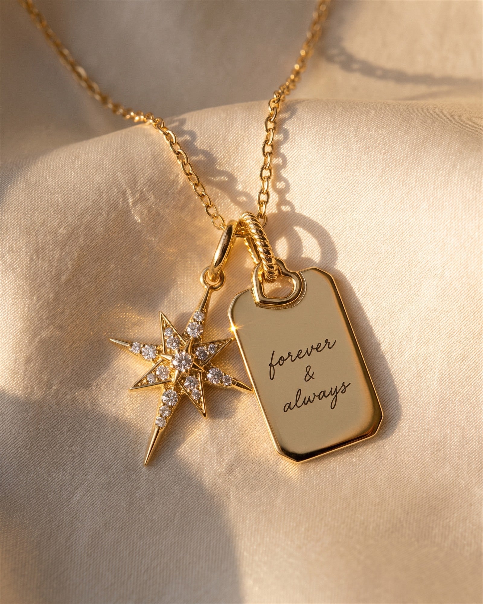 Étoile Charm